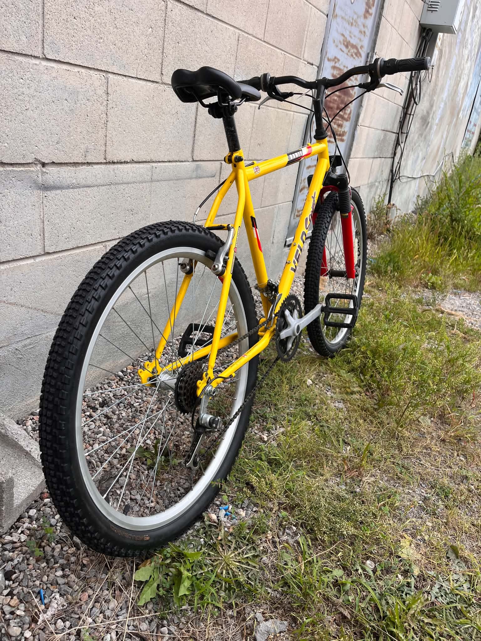 Refurbished VeloSport Banff Yellow Large 19.5"