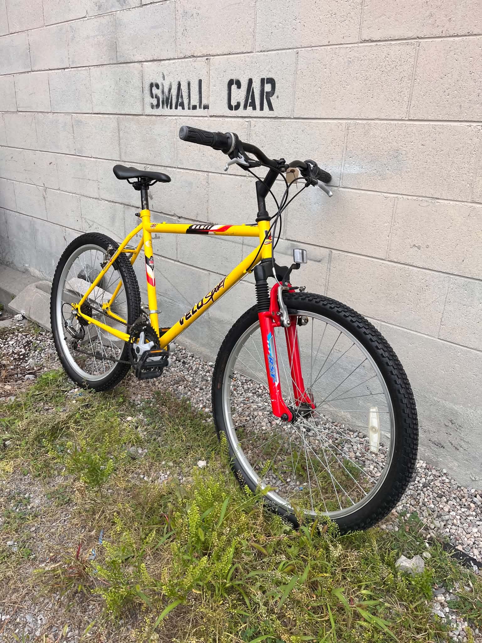 Refurbished VeloSport Banff Yellow Large 19.5"
