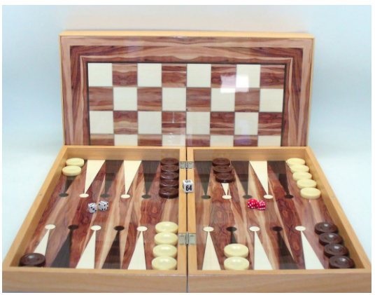 Backgammon: 19'' Walnut Decoupage with Chess Back