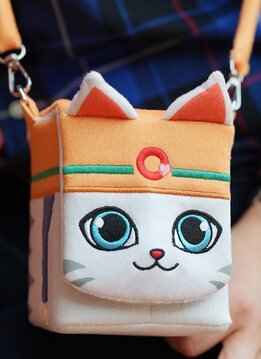 Gatherers Tavern Rescue Cat Arty Bag