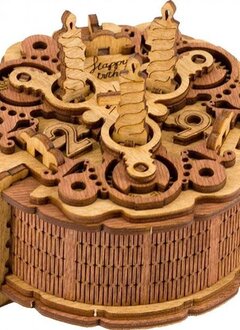 Gift Puzzle Box / Birthday Cake