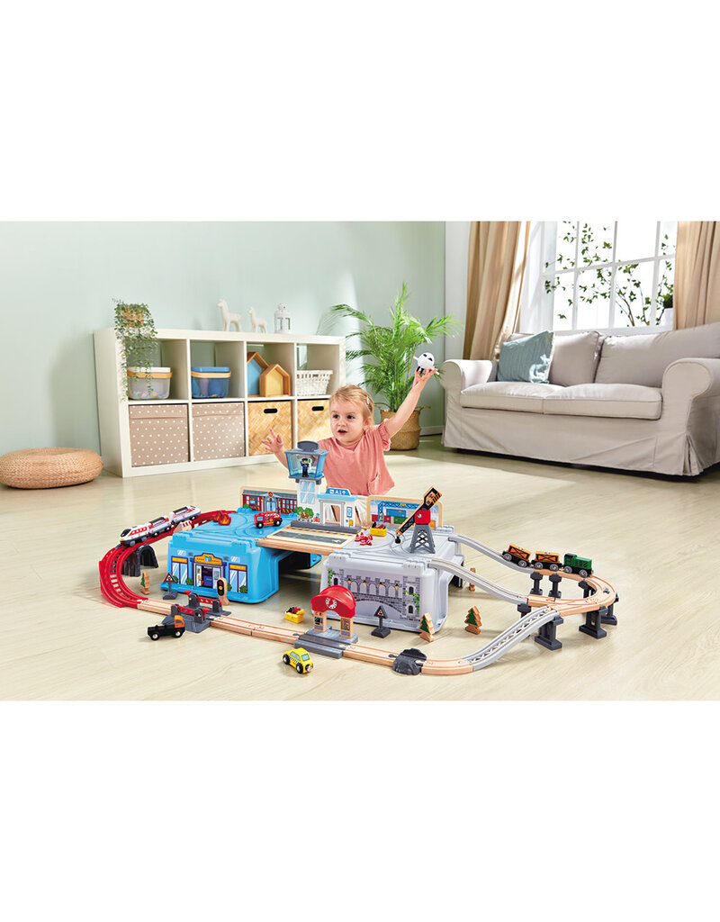 Metropolis train on sale set