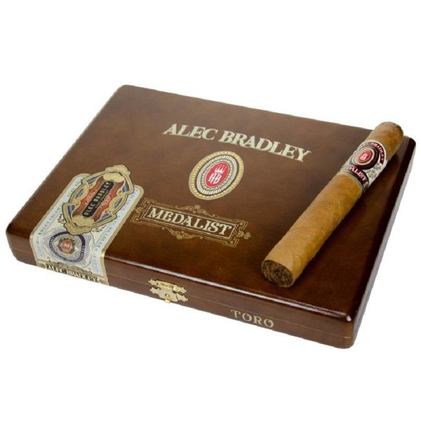 Alec Bradley Alec Bradley Medalist Toro- Single Cigar