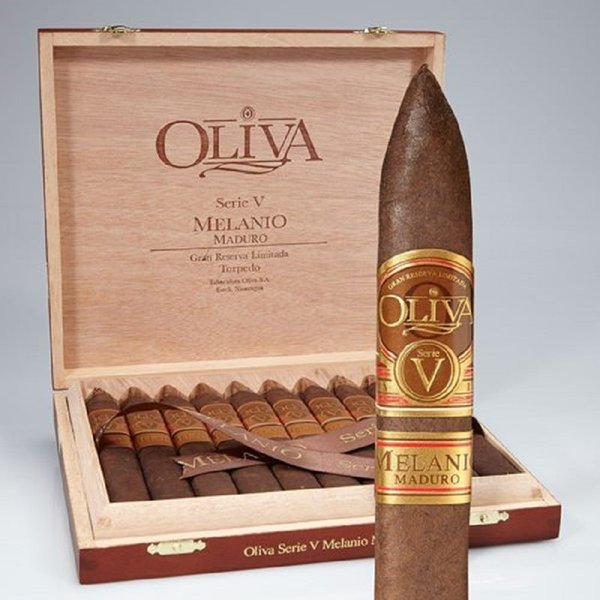 Oliva Oliva Serie V Melanio Maduro Figurado- Single Cigar
