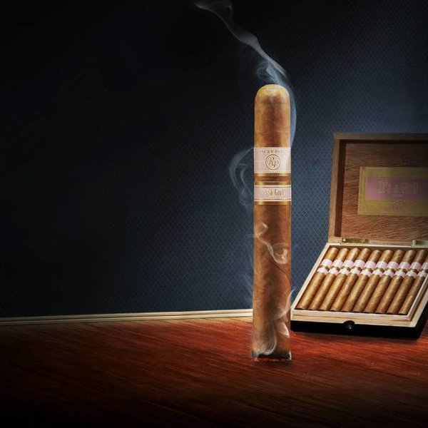 Rocky Patel Rocky Patel It's a Girl Toro- Single cigar