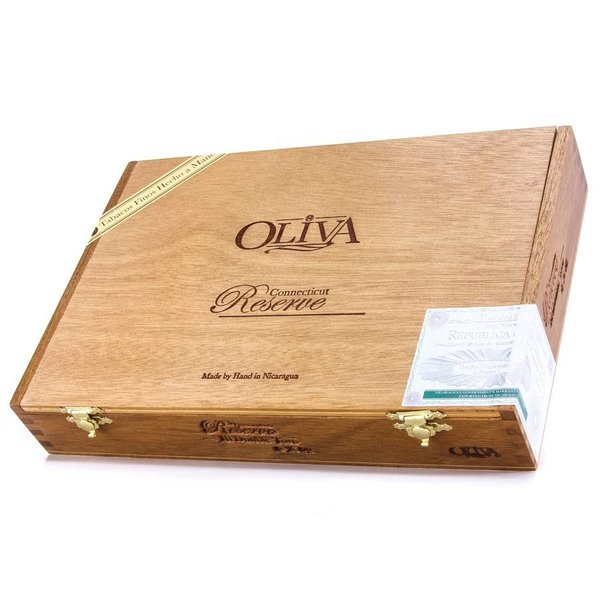 Oliva Oliva Connecticut Reserve Double Toro Box of 10