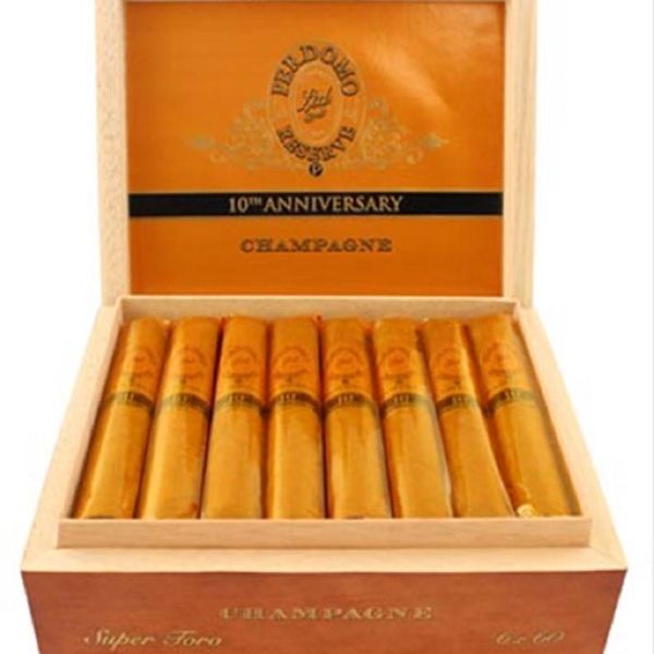 Perdomo Perdomo Reserve 10th Anniversary Champagne Super Toro