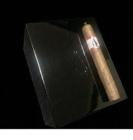 Viaje Viaje- Vampire Dust Red- Silent Invitation- 6 x 52- Single Cigar