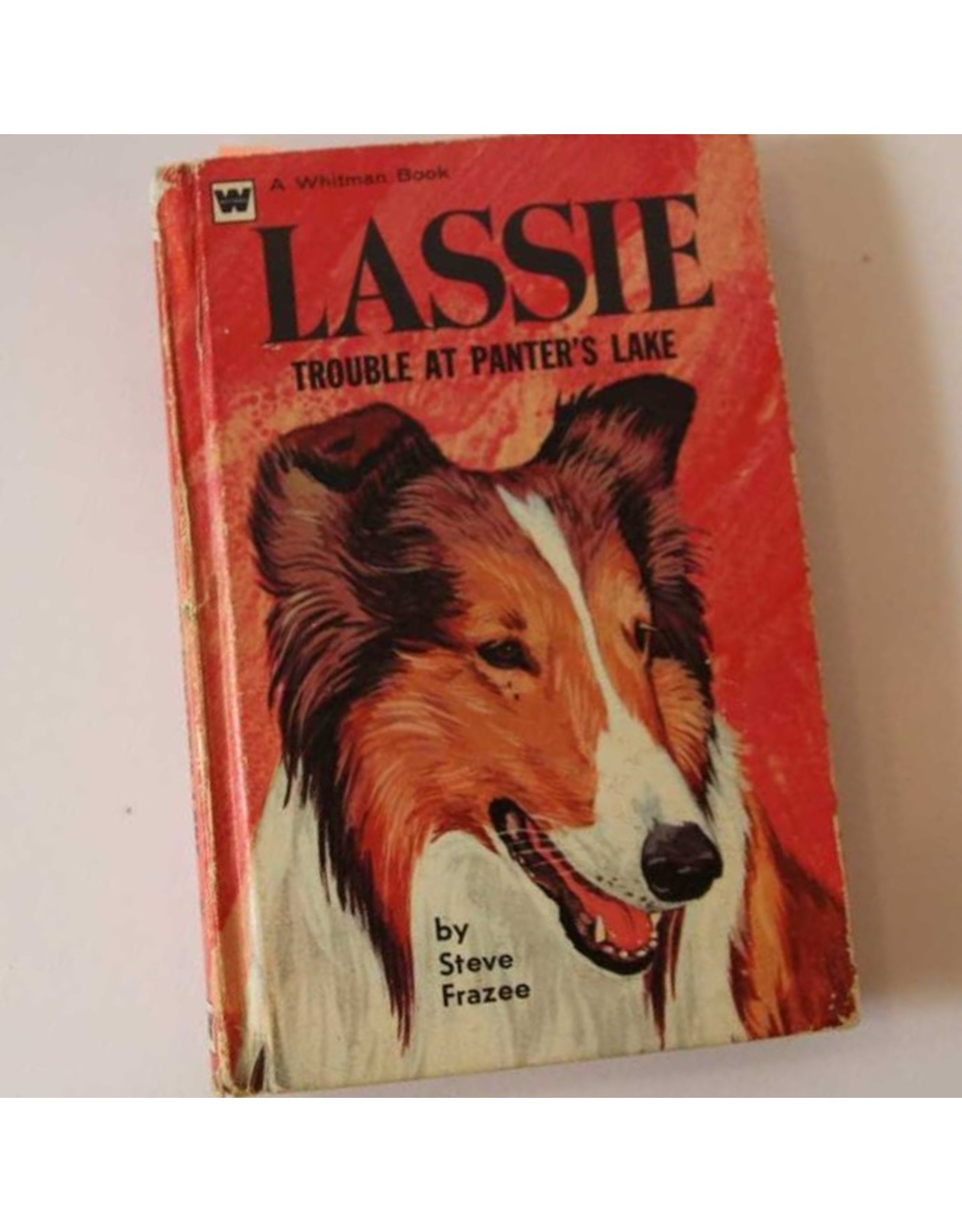 Book: Lassie Trouble at Panter's Lake by Steve Frazee, hardcover. Whitman Publishing Division.