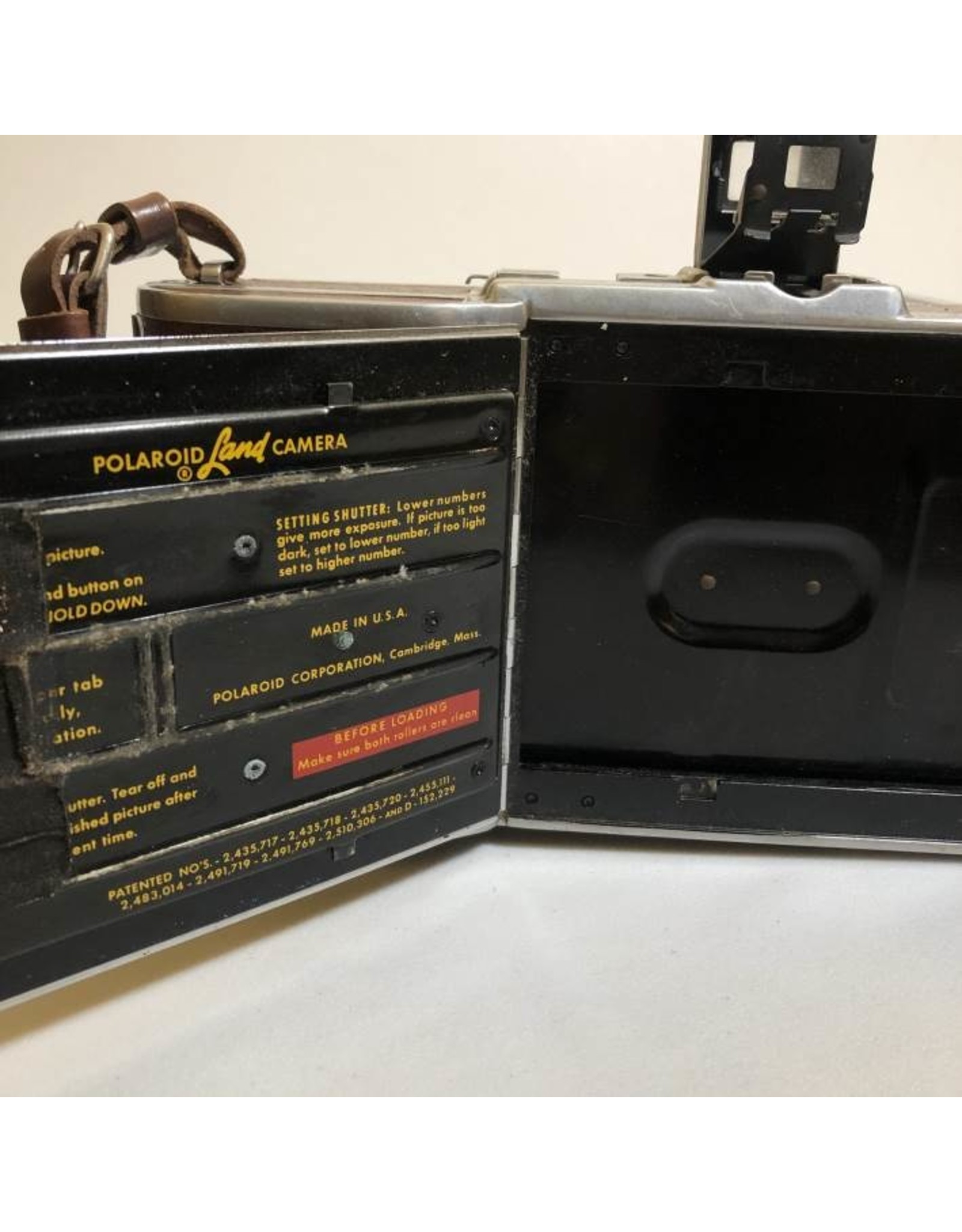 Camera - Polaroid Land Camera Model 95 folding