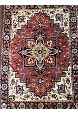 Carpet - 5'9"x4', Shah Abbas pattern area rug