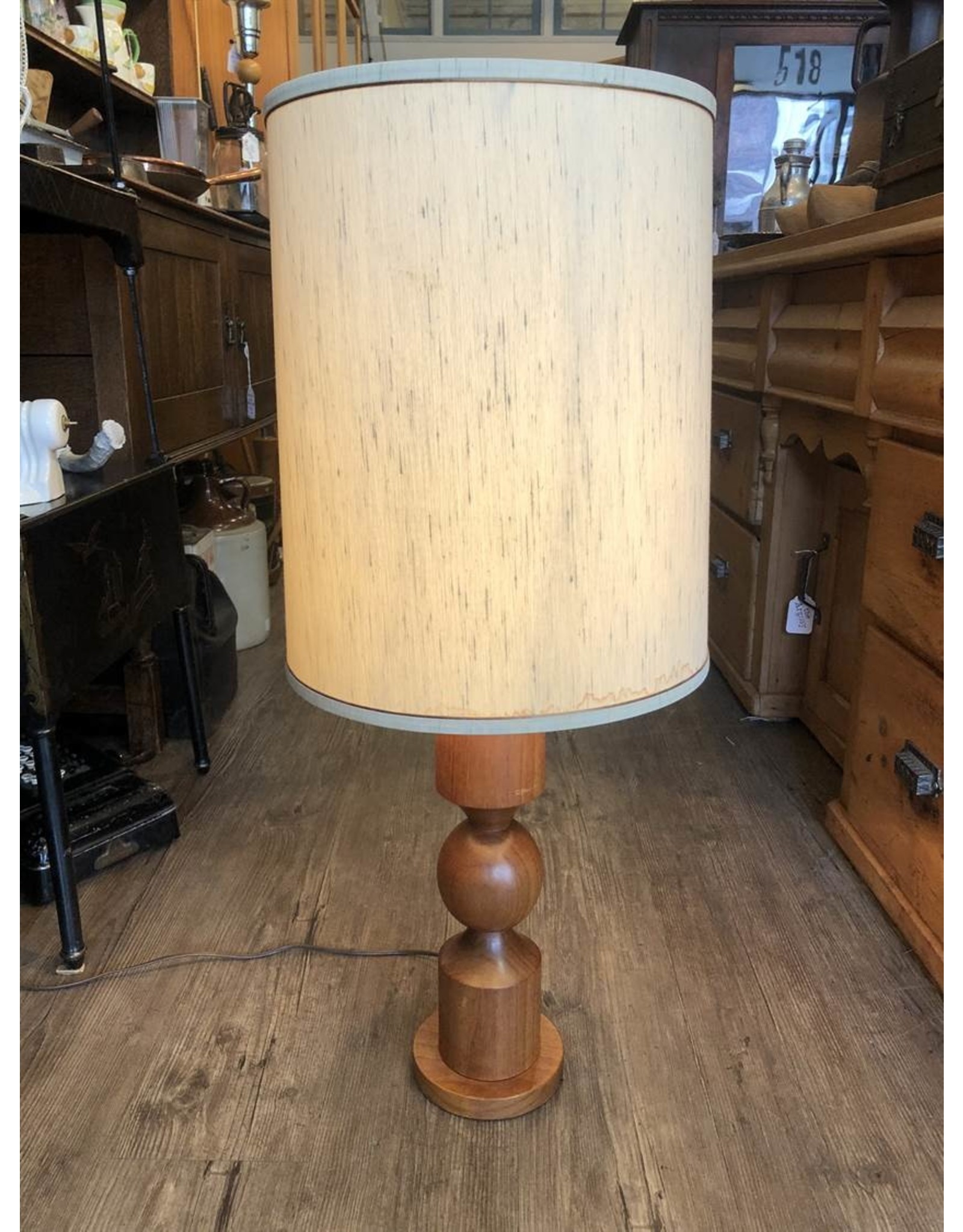 Lamp - mid-century turned wooden lamp