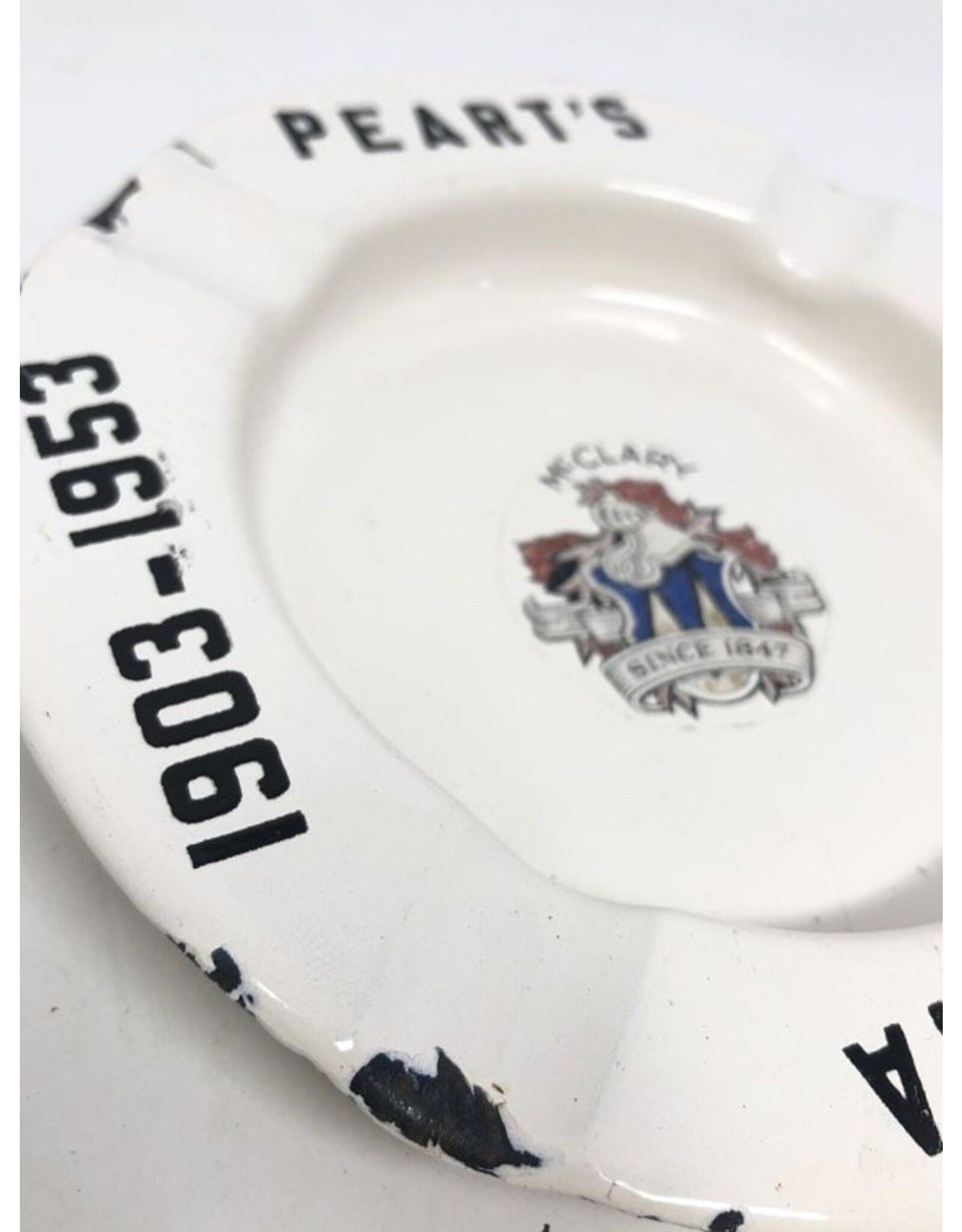 Ashtray - 1903-1953 enamel Pearts Hardware Regina McLary Stoves