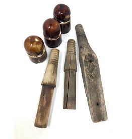 Insulators with wooden pegs