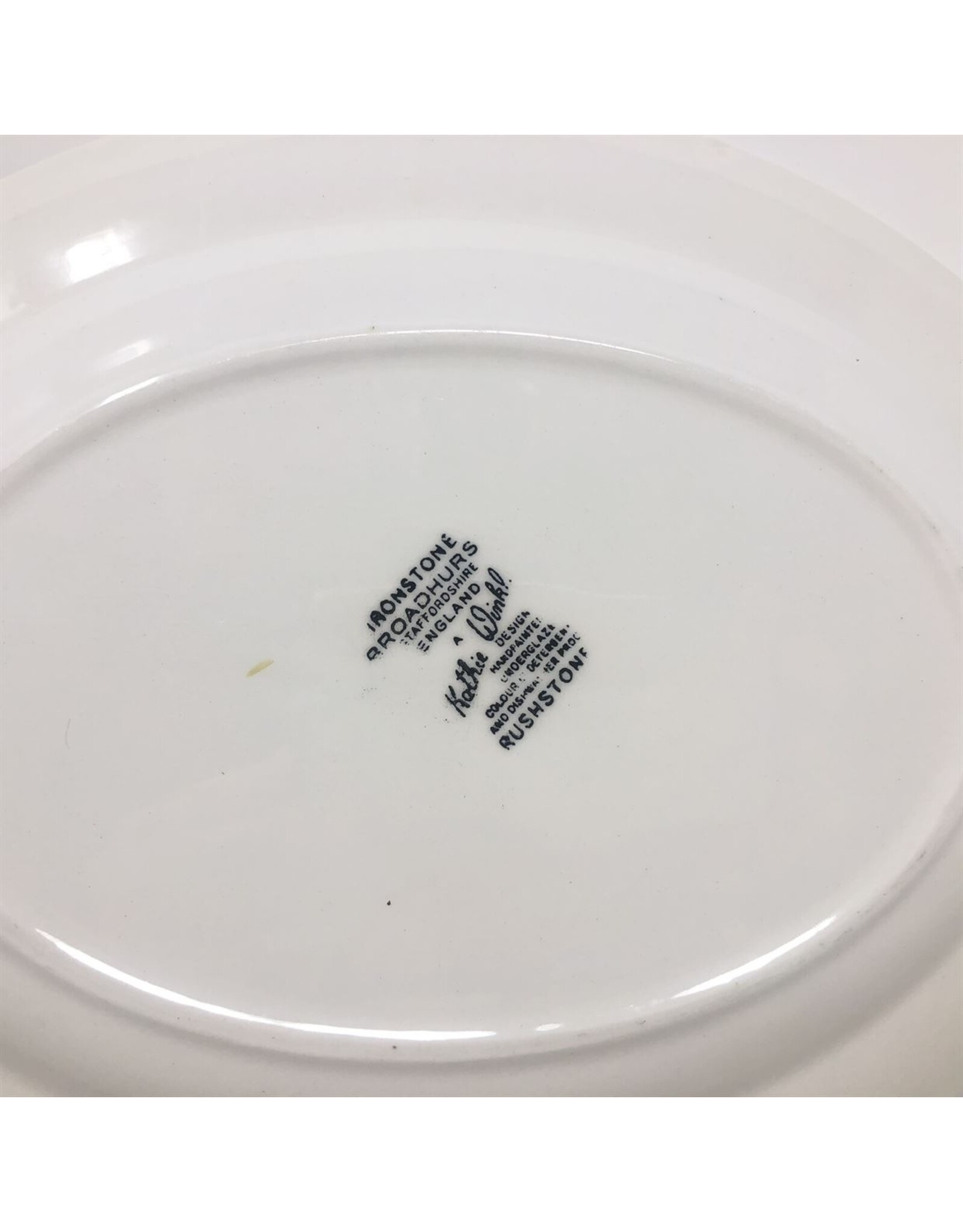 Ironstone plate set