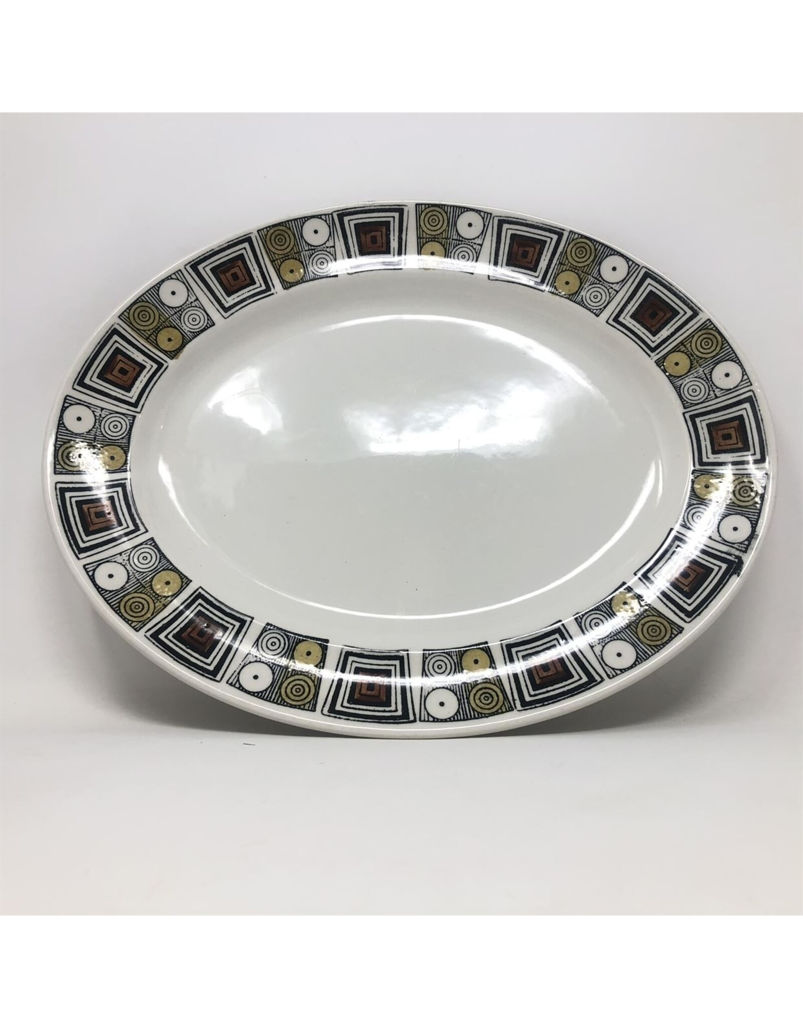 Ironstone plate set