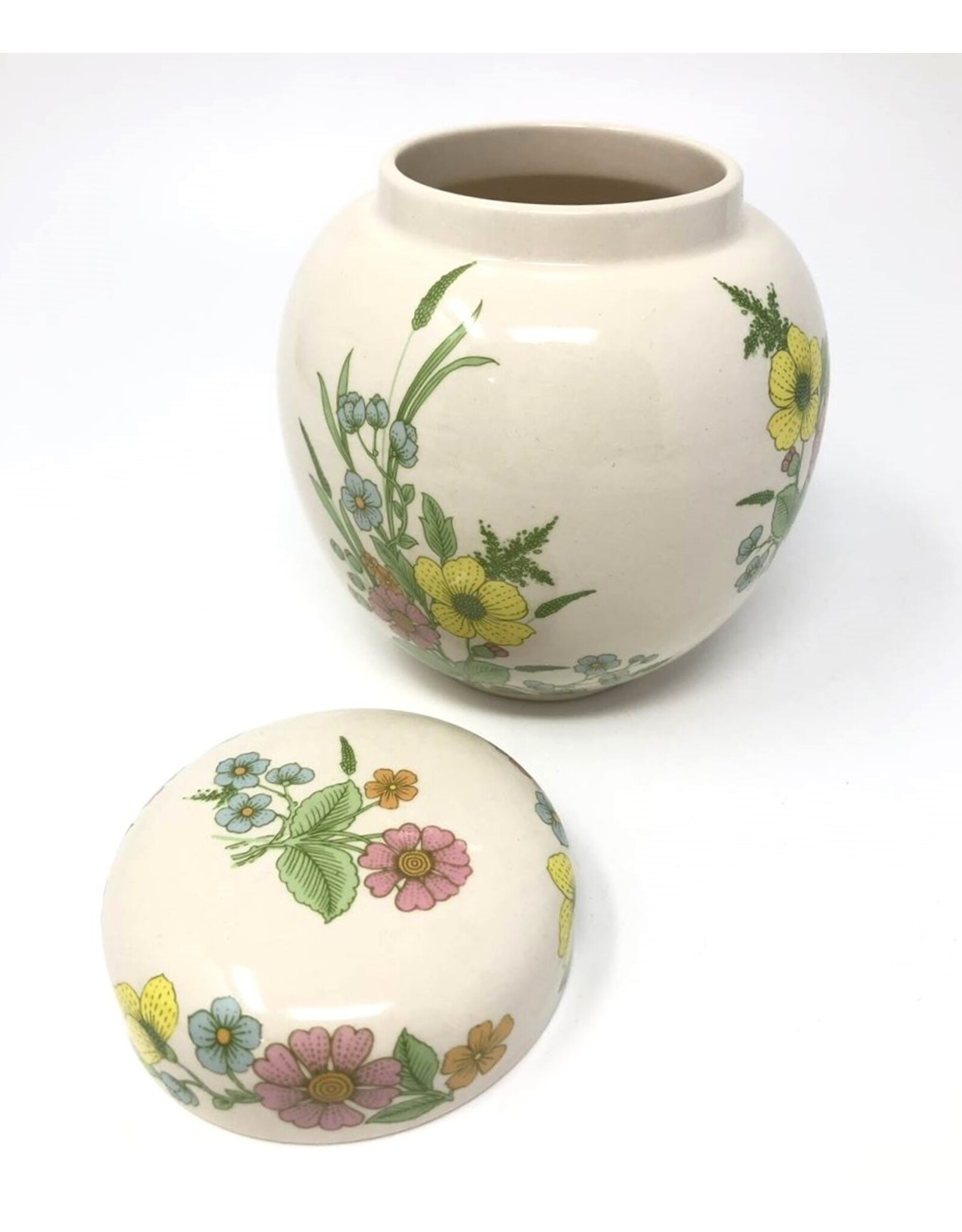 Sadler ginger jar with lid