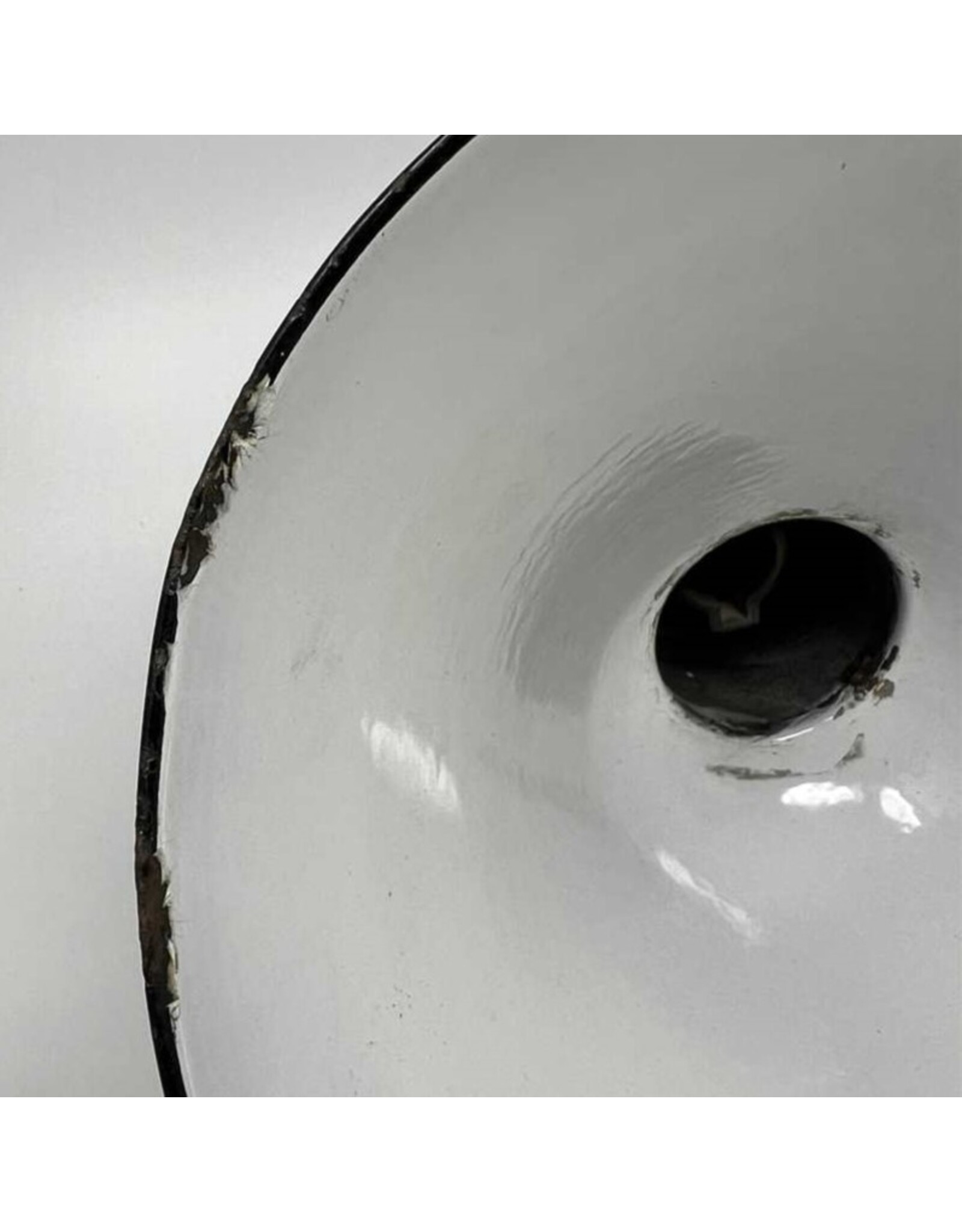 Angled enamel shade