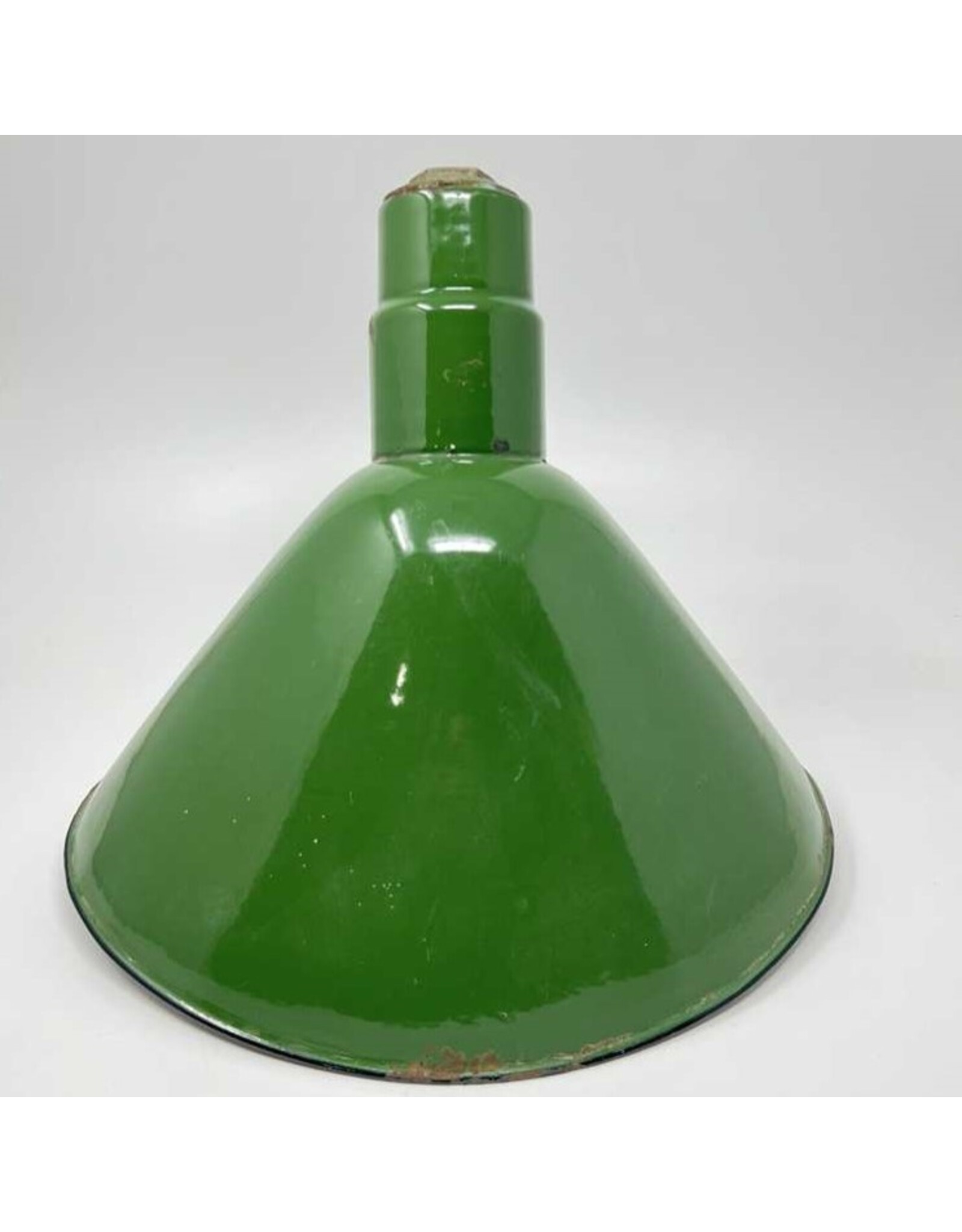 Angled enamel shade