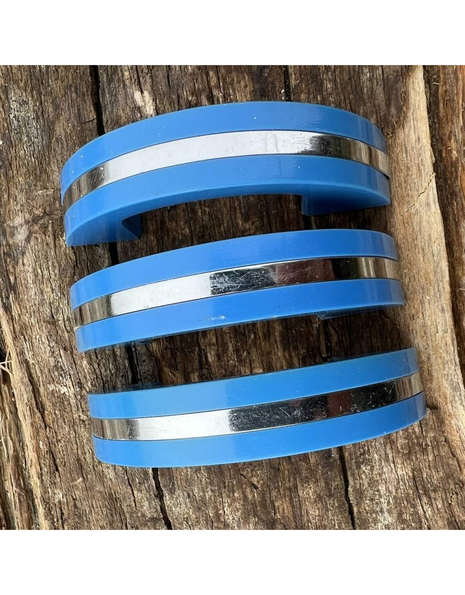 Drawer pulls