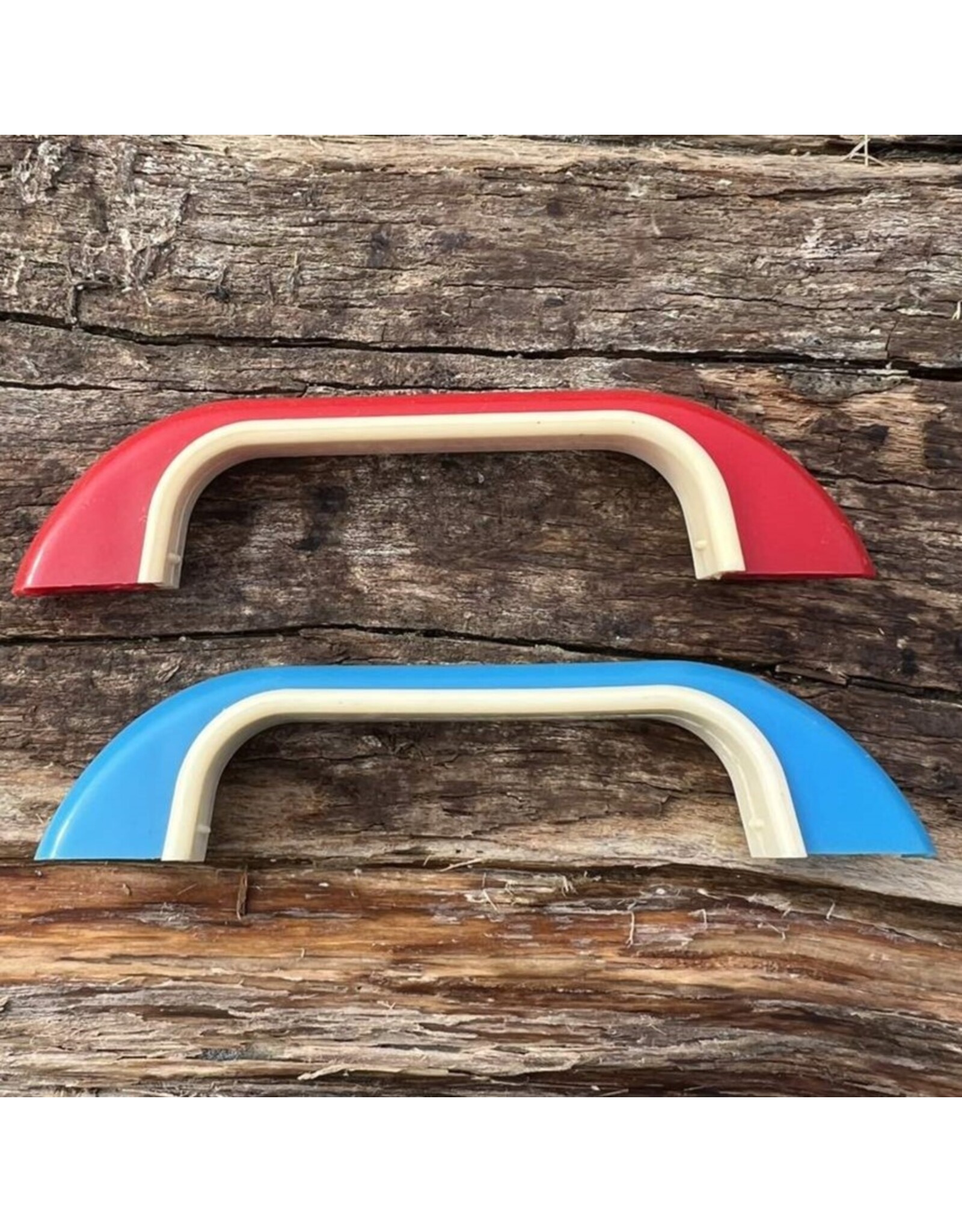 Drawer pulls