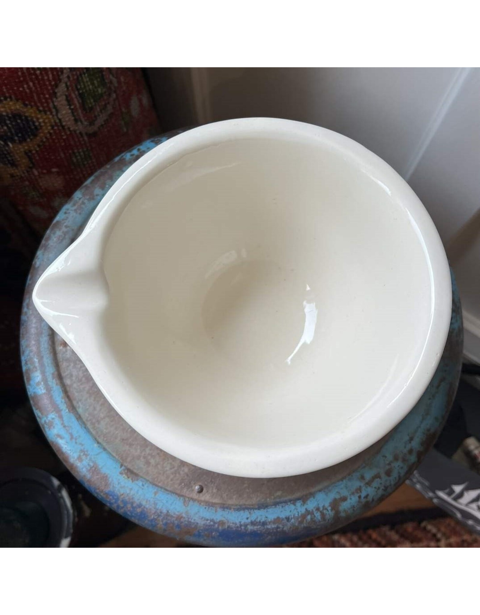 Mixing bowl with spout - heavy stoneware exterior pitting scalloped outside