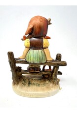 Hummel figurine - Just Resting 112/I 1981 Goebel