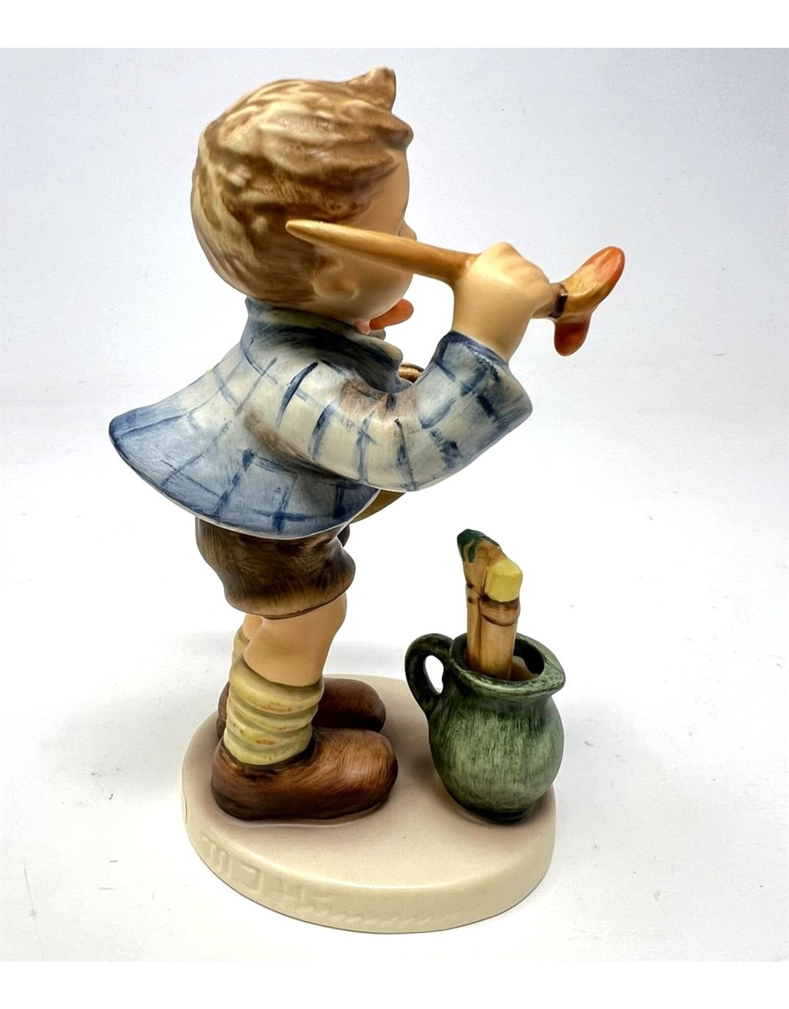 Hummel figurine - The Artist 304 1980 styrofoam box