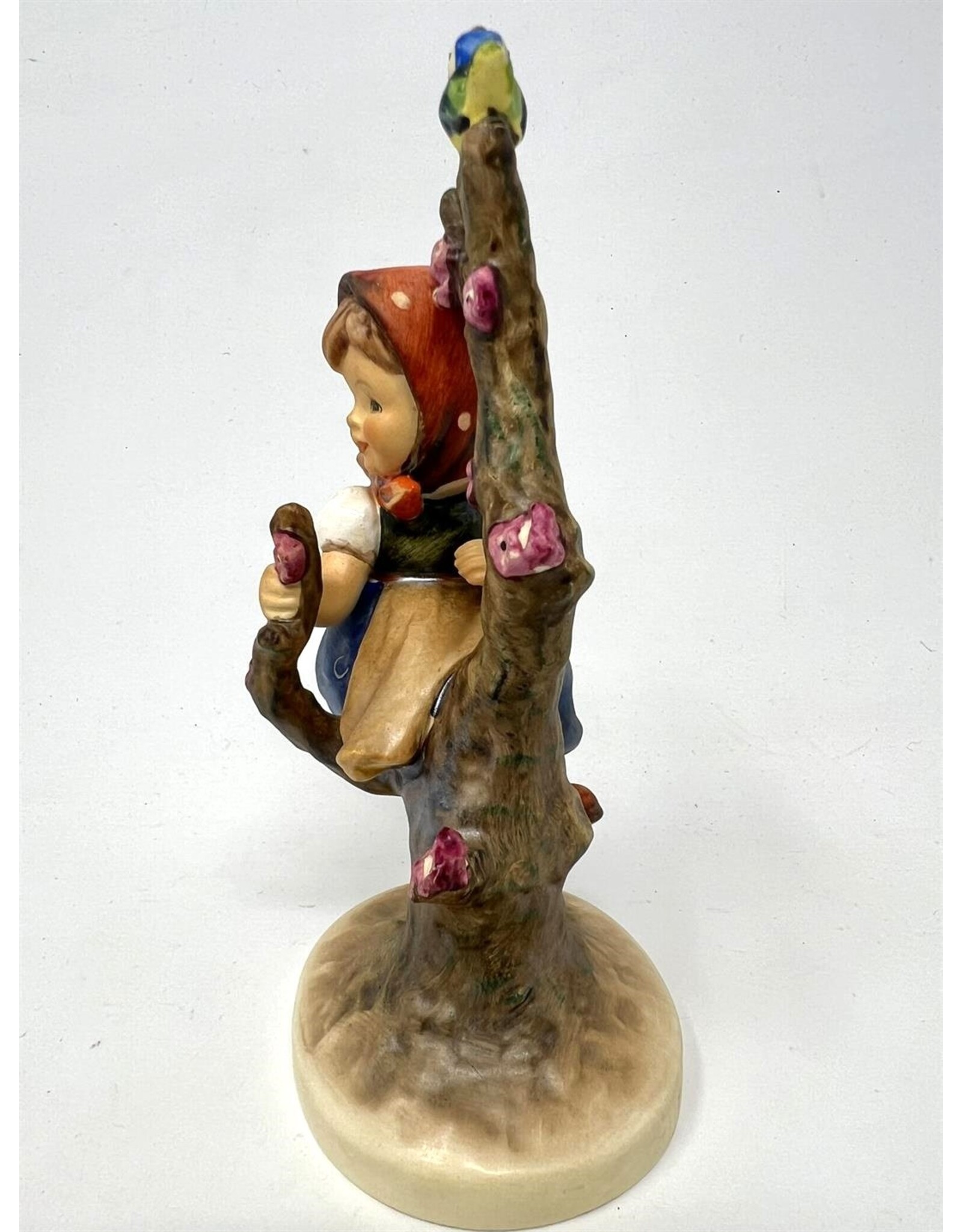 Hummel figurine - Apple Tree Girl 141/I/45