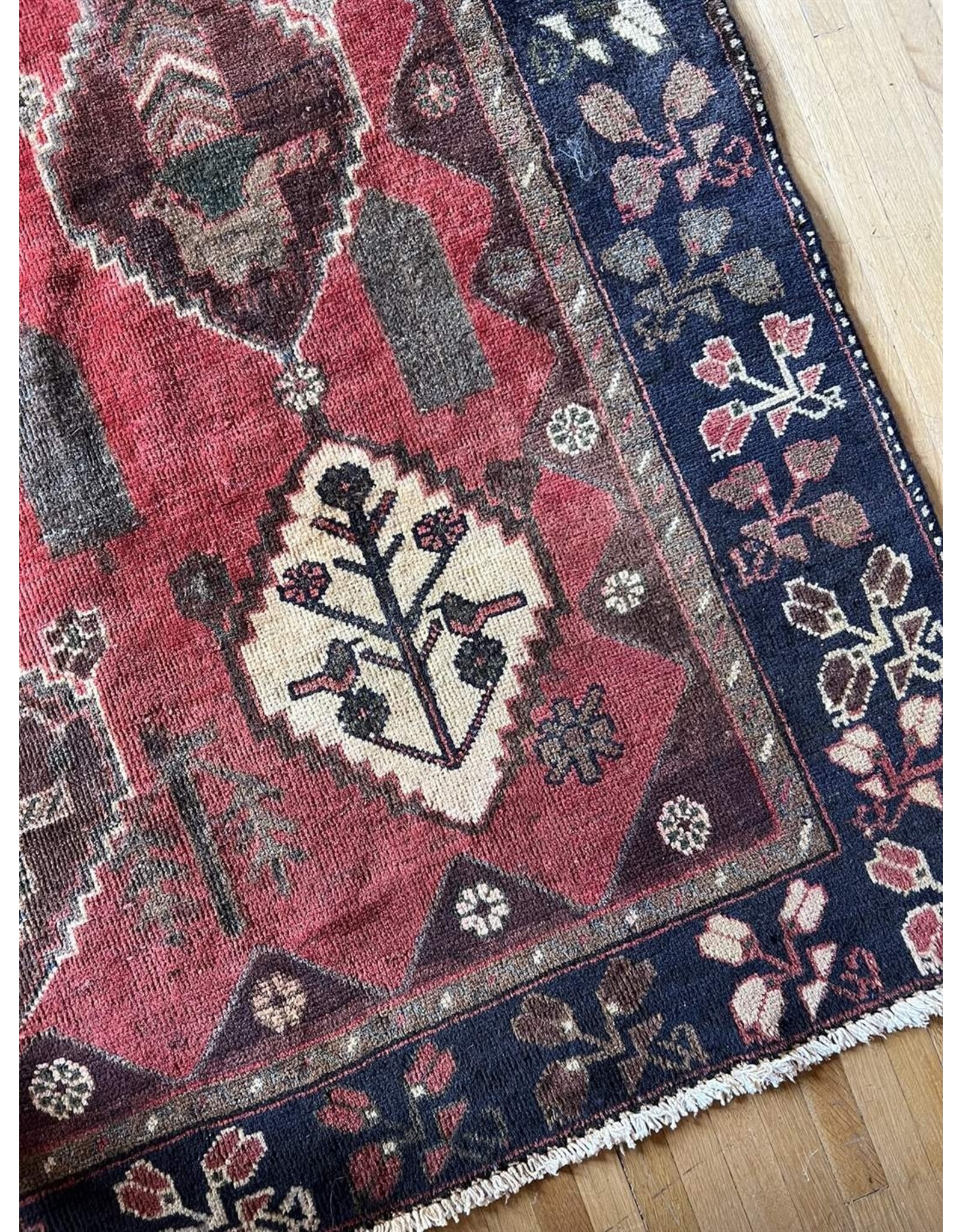 Carpet - Persian Bahktiar 9'11" x 6'7"