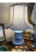 Lamp - Wedgwood-style painted table lamp