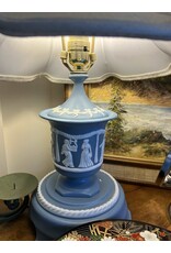 Lamp - Wedgwood-style painted table lamp