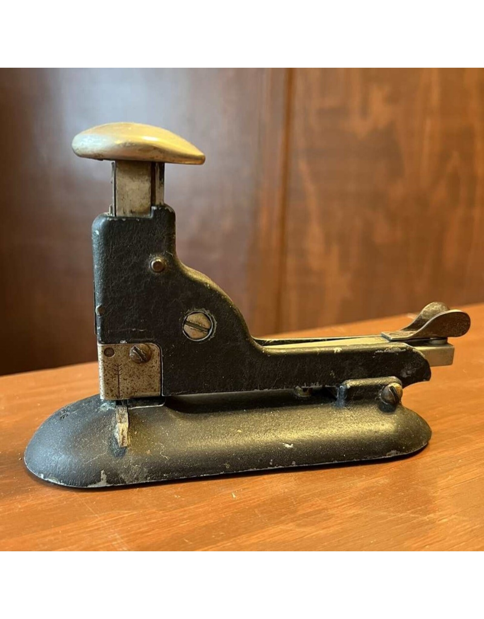 Stapler - Hotchkiss No. 6 steel made in USA works