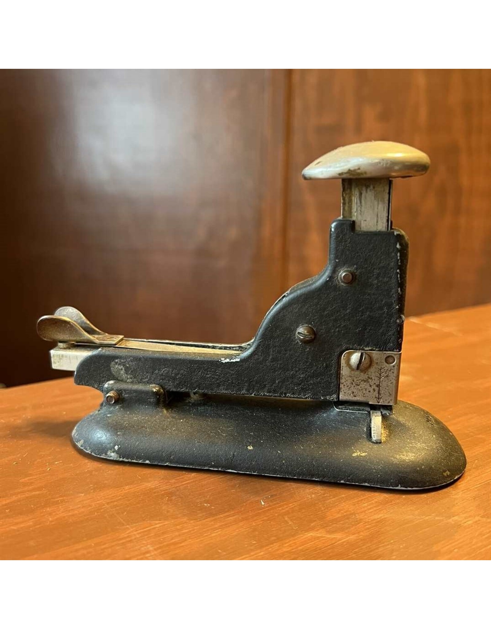 Stapler - Hotchkiss No. 6 steel made in USA works