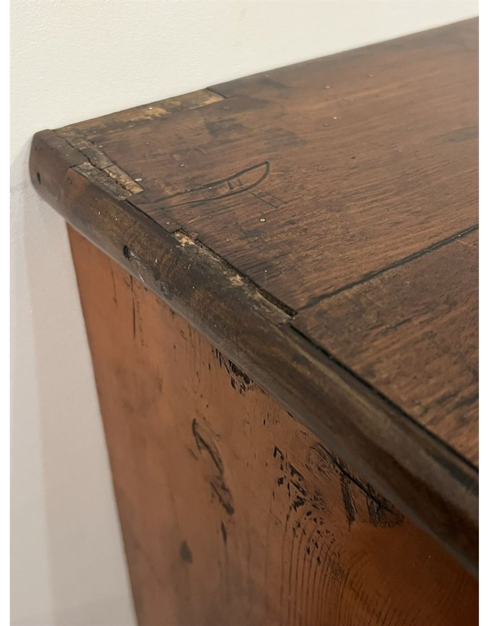 Chest of drawers - antique bow front chest of five drawers