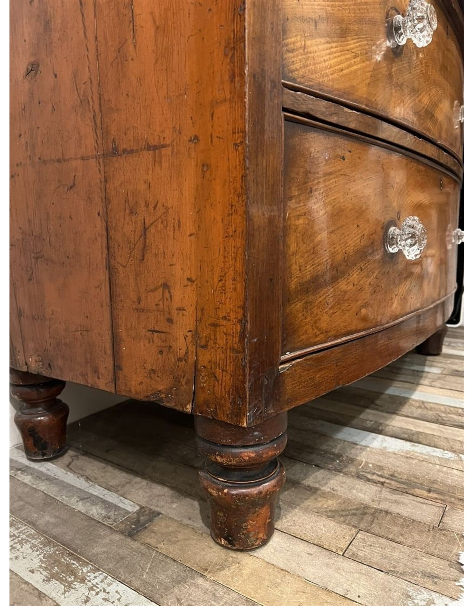 Chest of drawers - antique bow front chest of five drawers