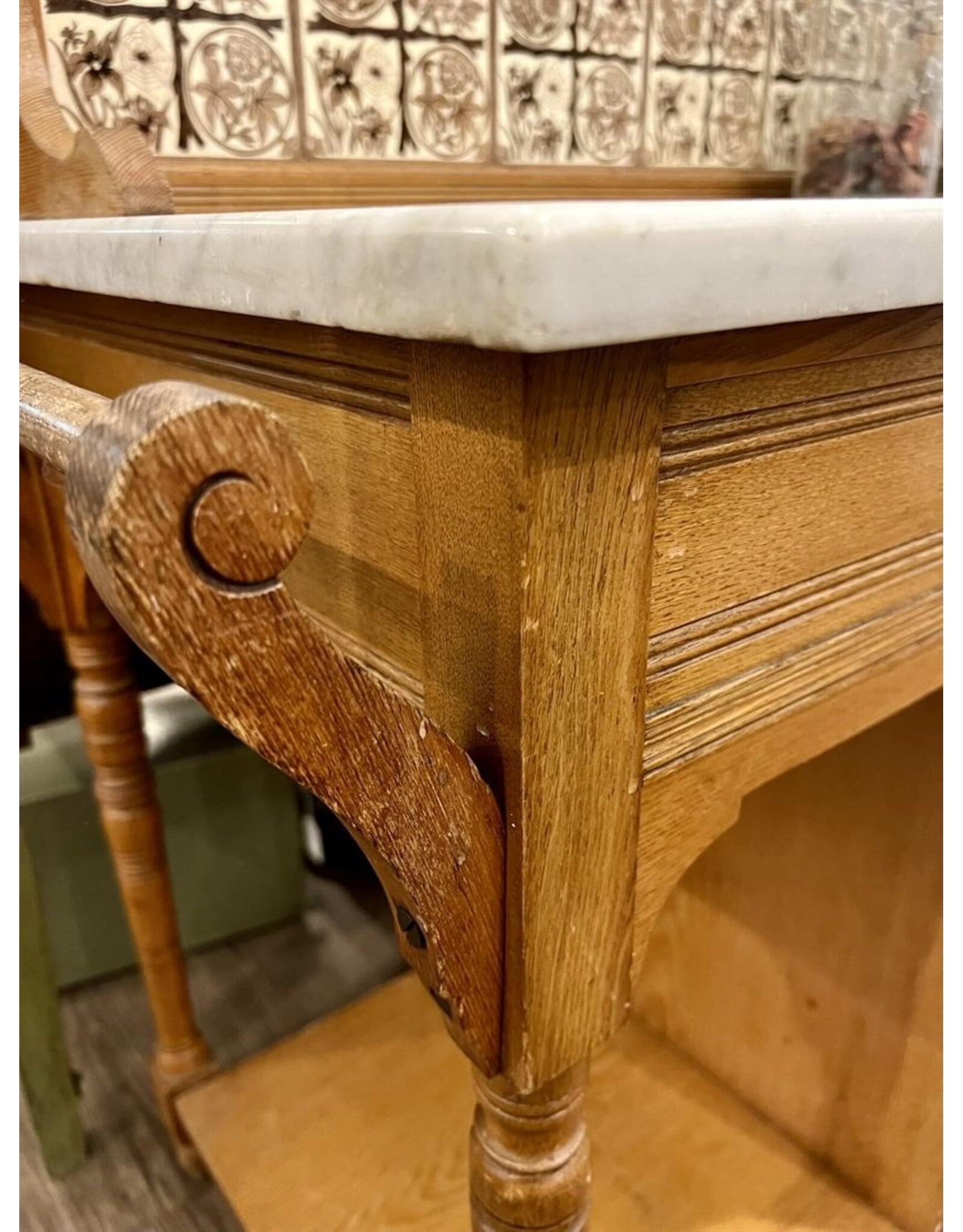 Marble top washstand - white marble, brown tiles