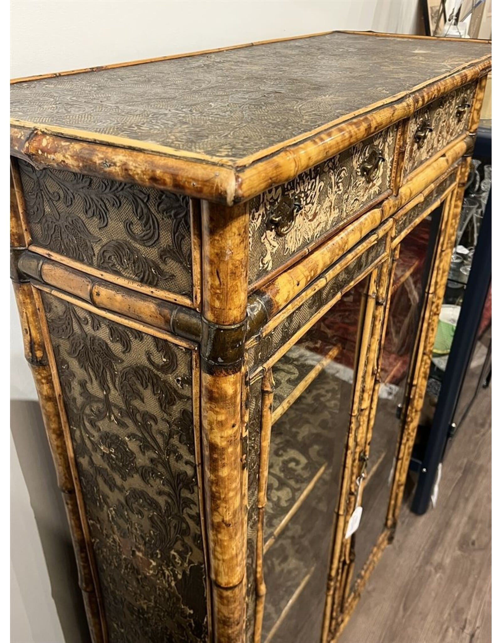 Bookcase cabinet - Victorian, 1890s, chinoiserie bamboo japanned antique glass