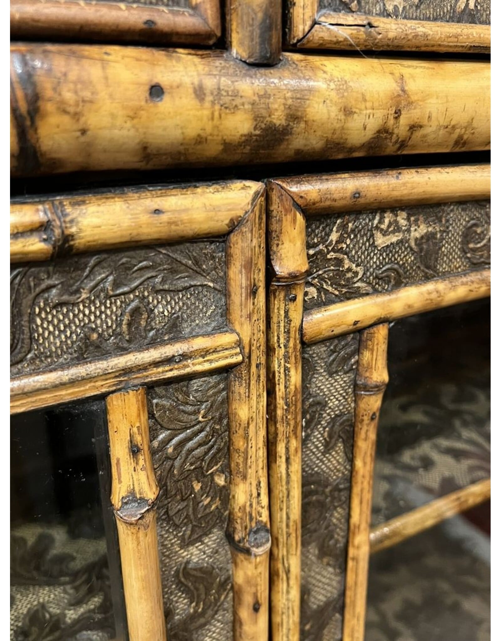 Bookcase cabinet - Victorian, 1890s, chinoiserie bamboo japanned antique glass