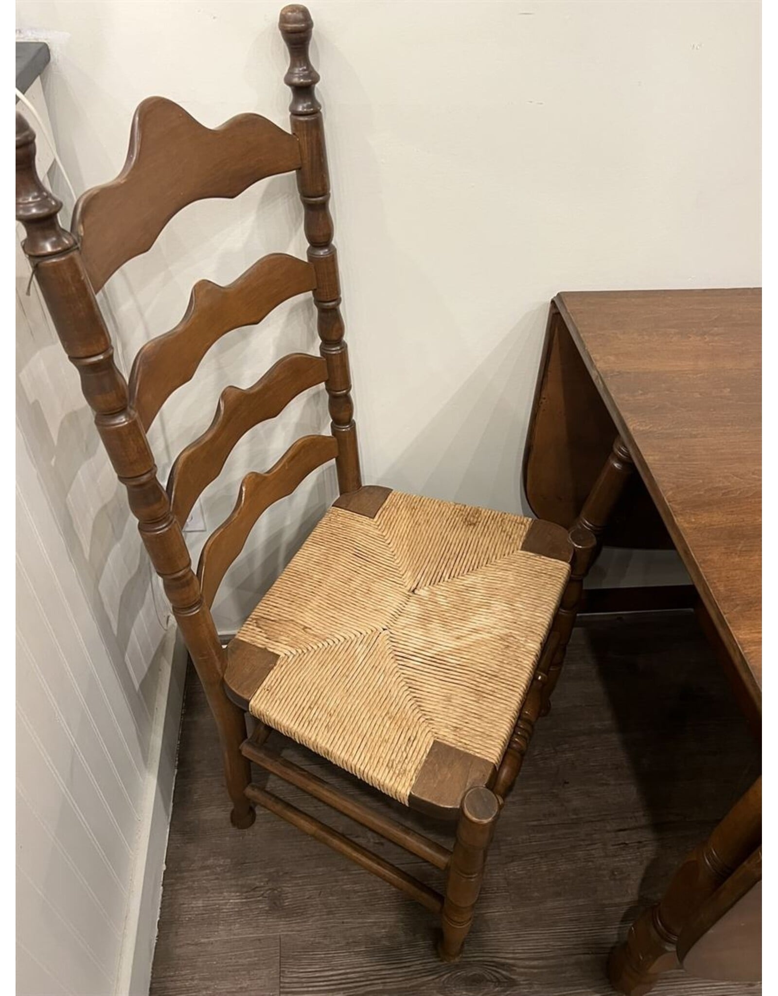 Dining room table and six chairs - maple, rush seats