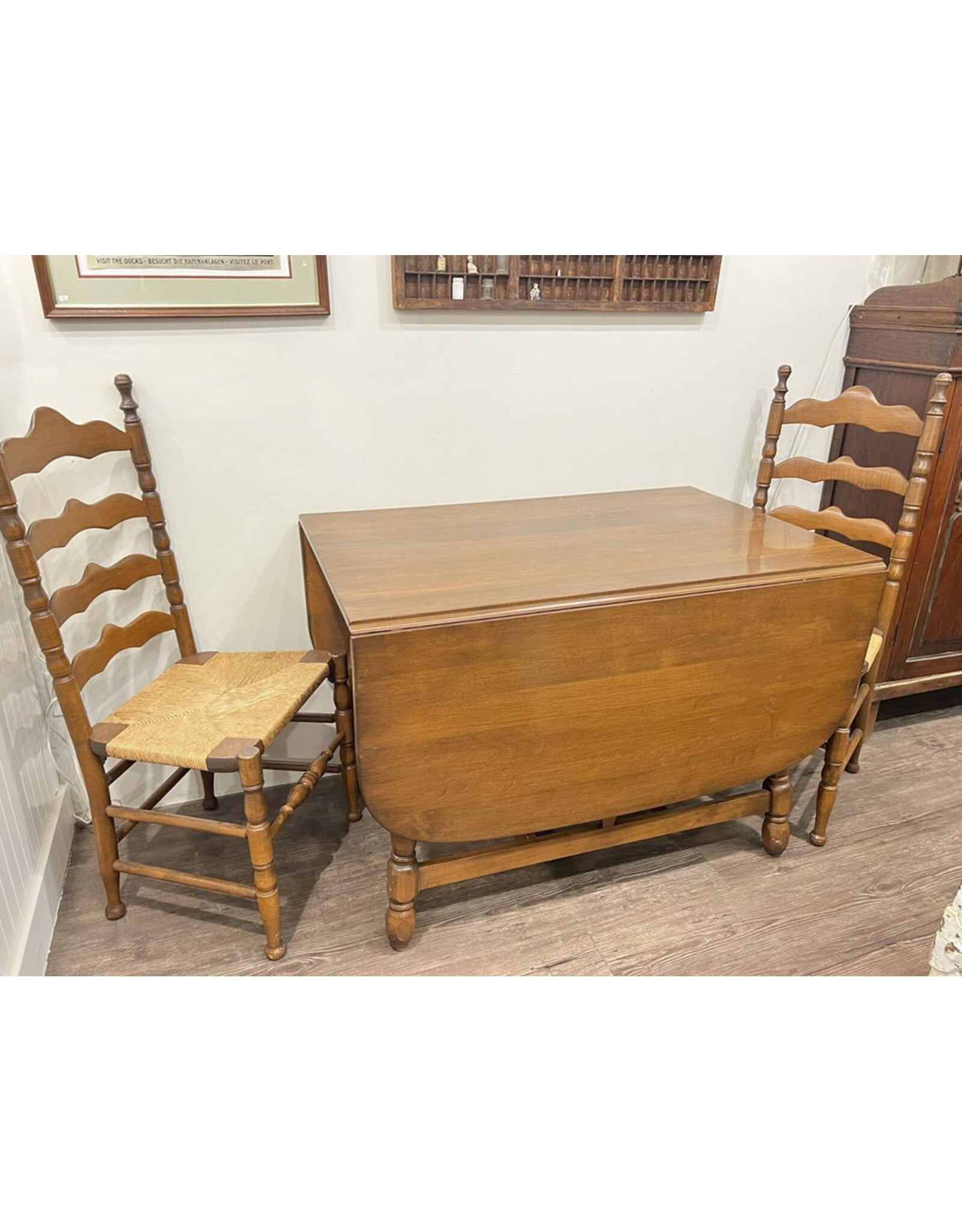 Dining room table and six chairs - maple, rush seats
