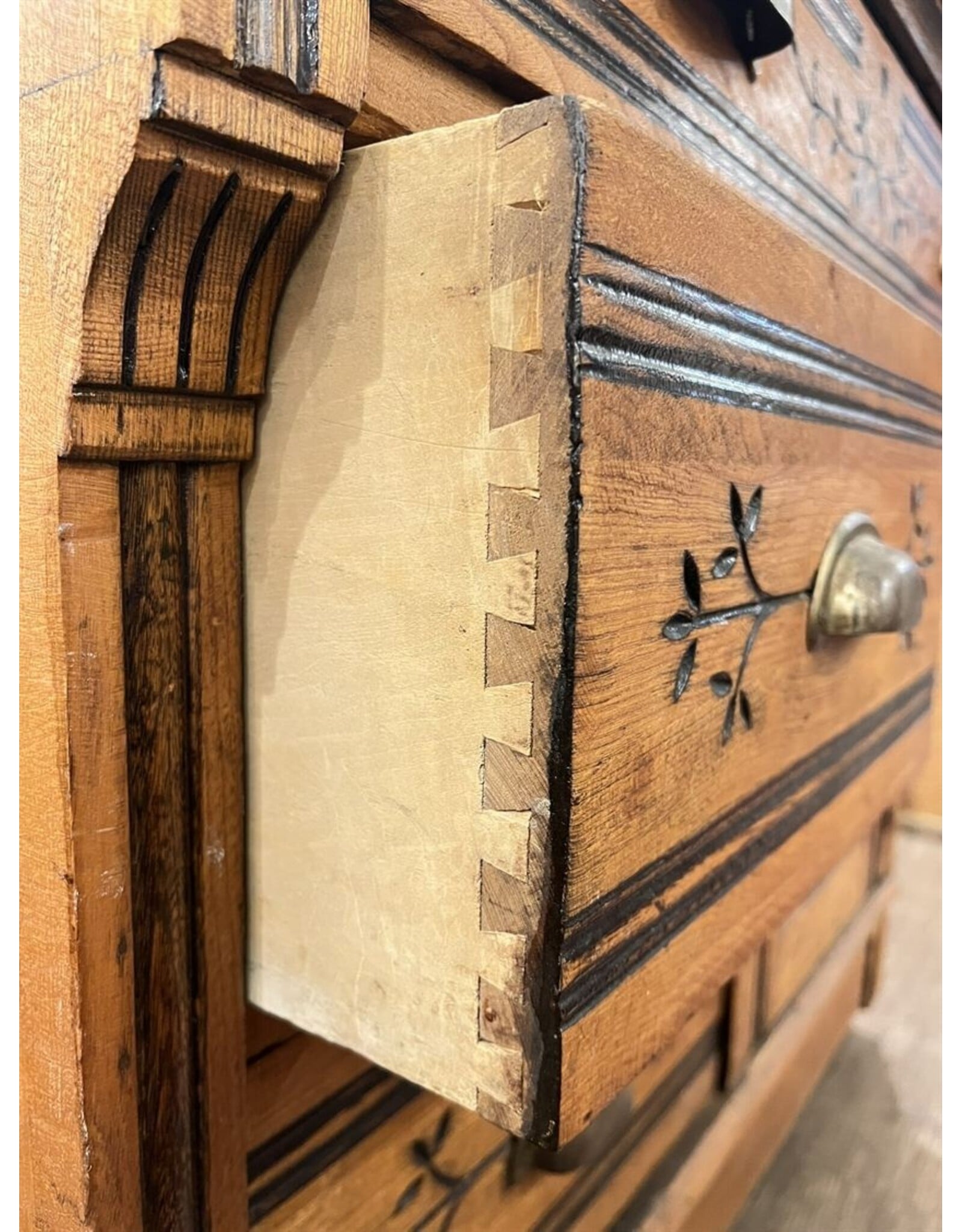 Secretaire - Eastlake, carved, brass pulls and pigeon holes, drop front desk