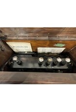 Radio - RCA Radiola 20 vacuum tube radio receiver