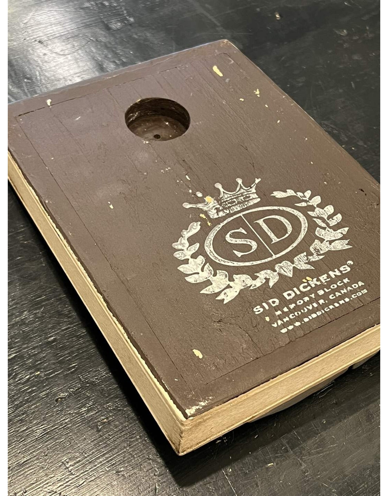 Sid Dickens tile - Opera, T264