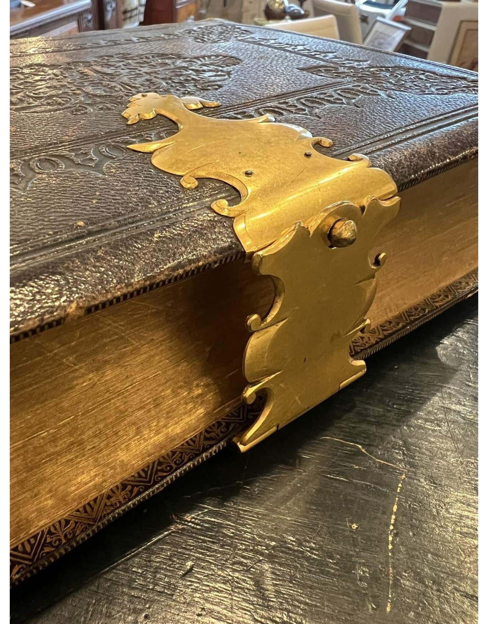 Holy Bible - 1846 edition, King James, leather, brass clasp