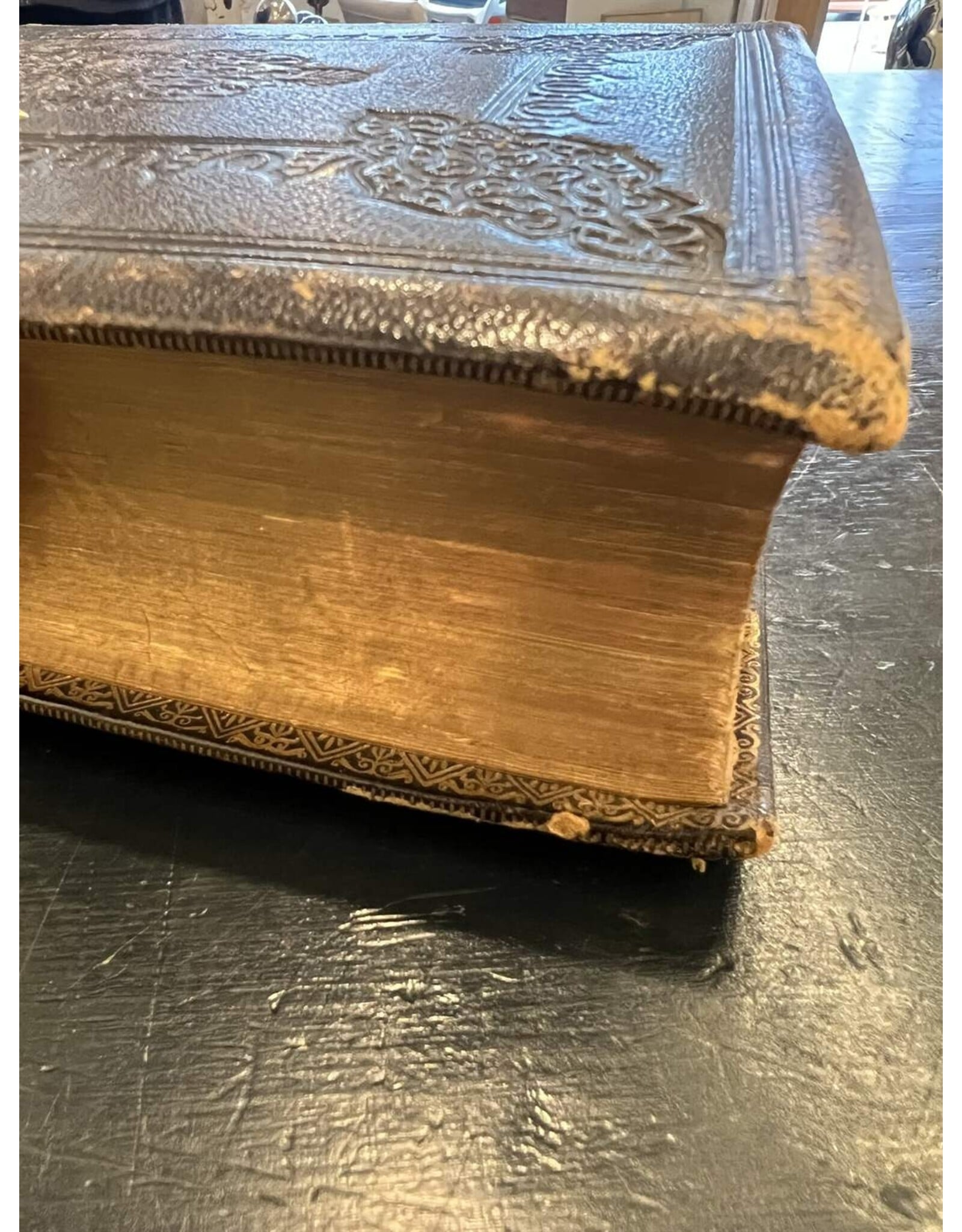 Holy Bible - 1846 edition, King James, leather, brass clasp