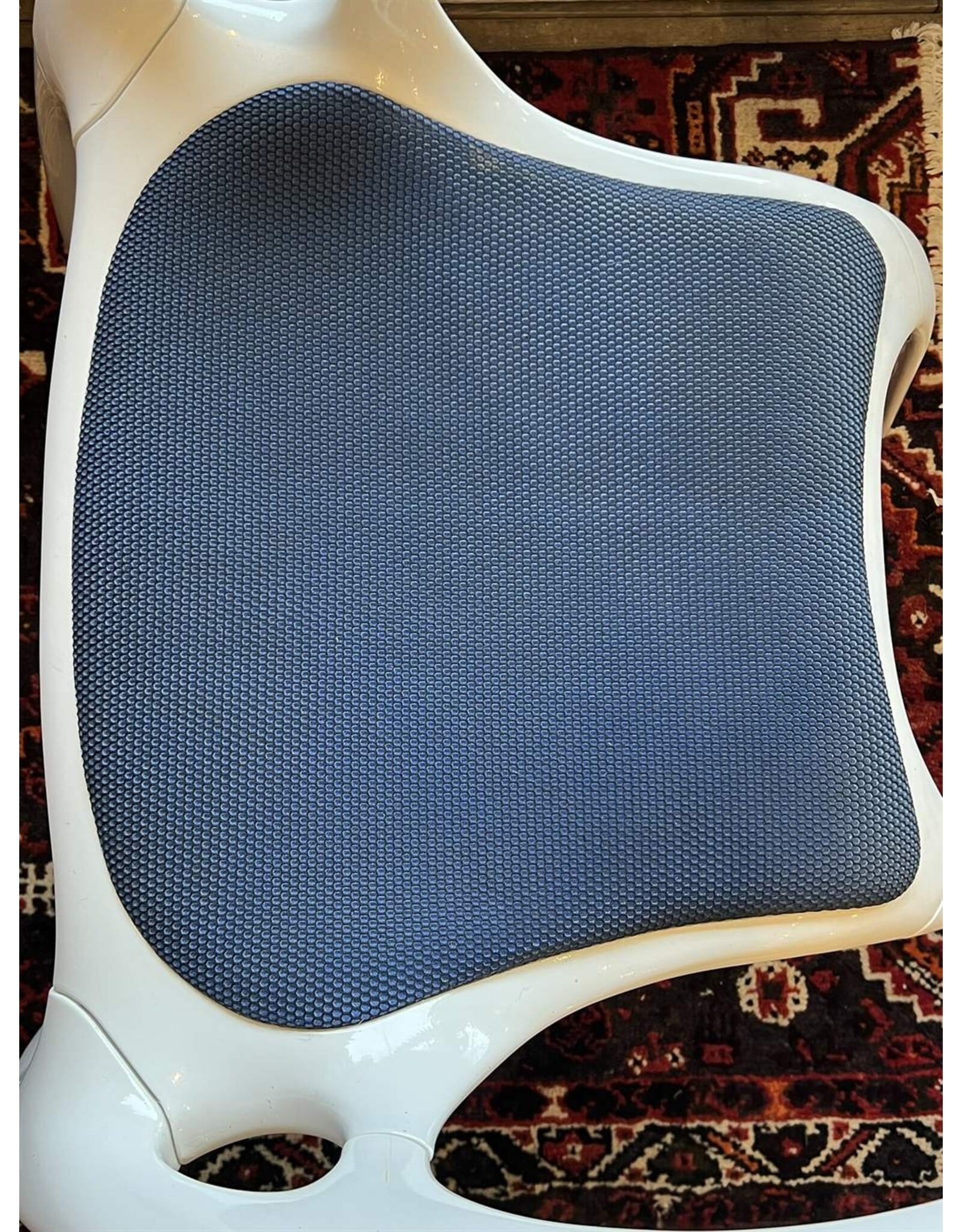 Go Chair - 1998 Bernhardt design, by Ross Lovegrove, powder coated magnesium frame