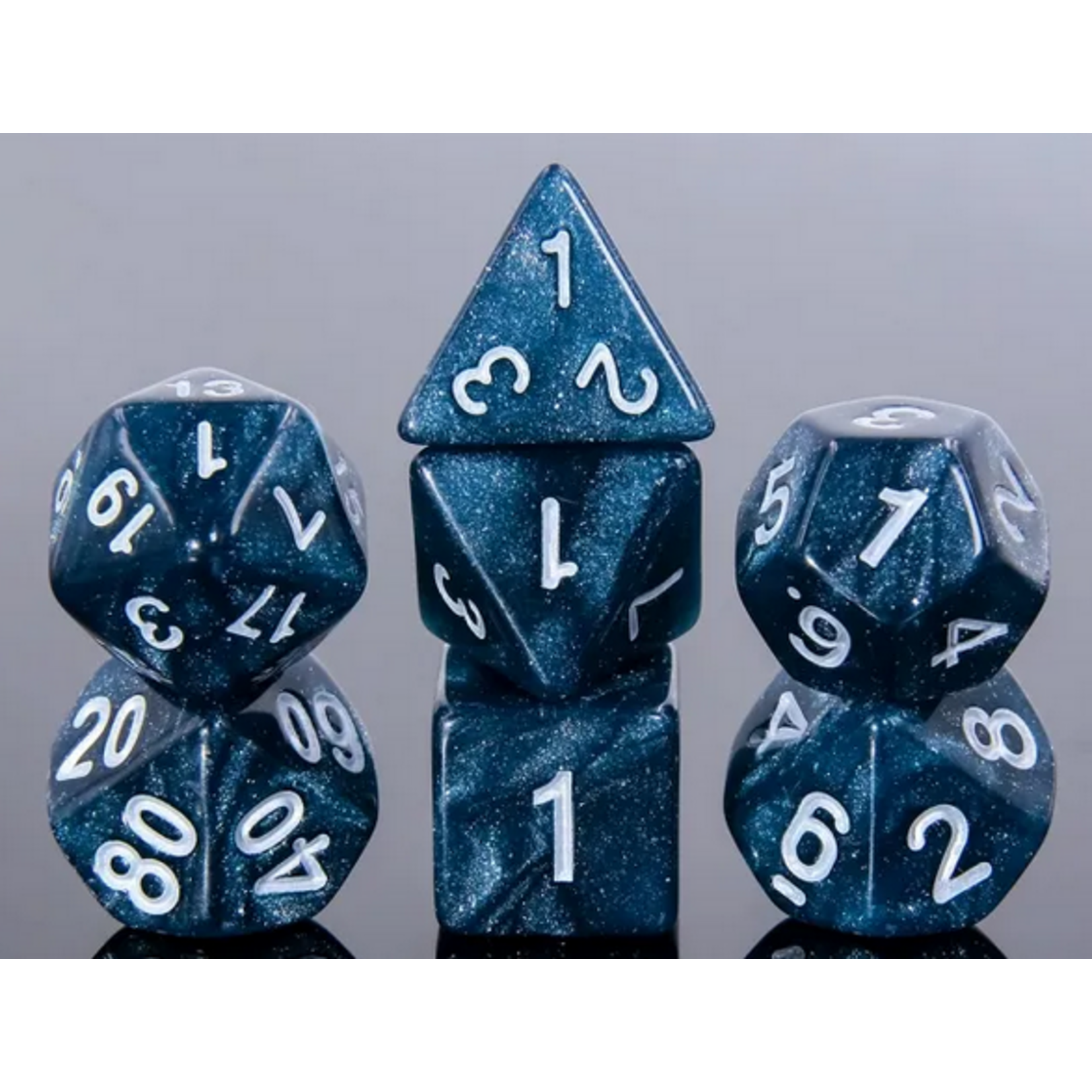 HD Dice 7 Set Polyhedral Dice - Blue Eyes
