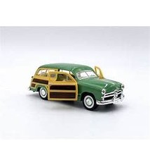 Kinsmart VE-FORWO, Diecast 1949 Ford Woodie, 1:40 Scale
