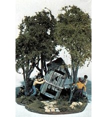 Woodland Scenics HO Outhouse Mischief